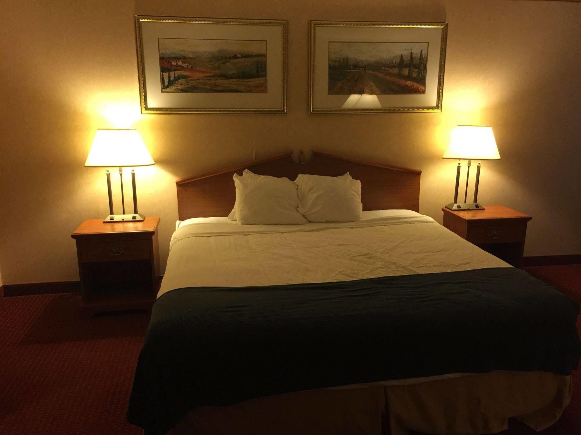 Hotel Hill Country